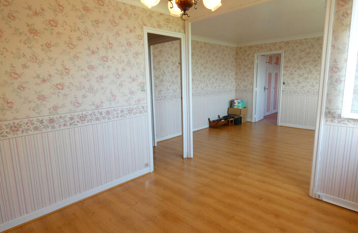 BEAU T3 VUE DEGAGEE LOGGIA GARAGE — photo 4