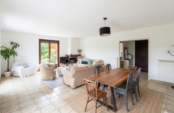 Maison sur sous-sol complet avec jardin sur les hauteurs — photo 3