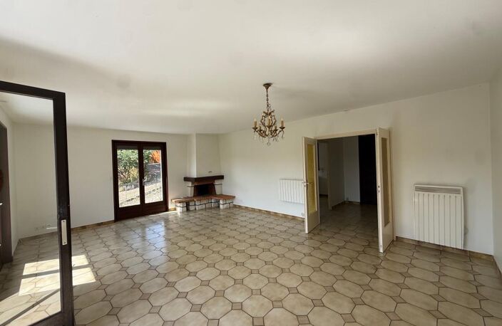 Maison sur sous-sol complet avec jardin sur les hauteurs — photo 4
