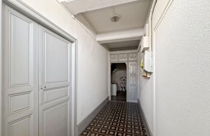 Immeuble de caractère - Entièrement libre — photo 2