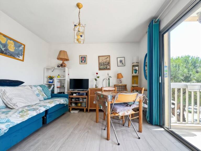 STUDIO A VENDRE FREJUS PLAGE — photo 1