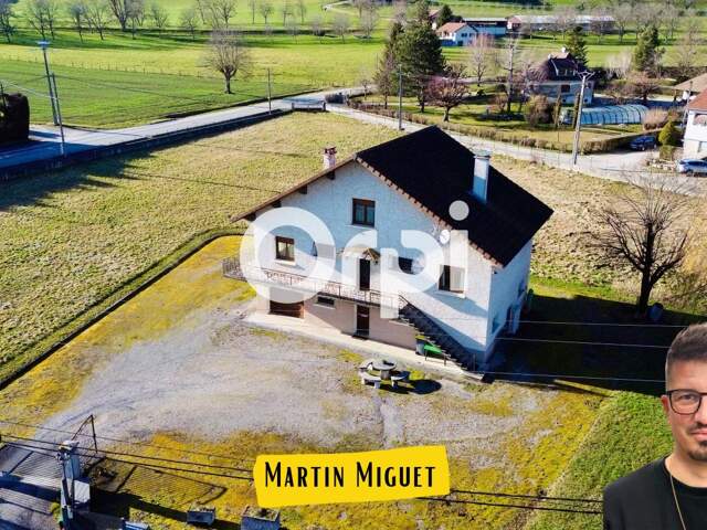Maison familiale 6 chambres avec grand terrain – Saint-Geoire-en-Valdaine — photo du bien