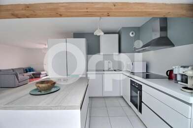 Appartement 3 pièces 2125 €