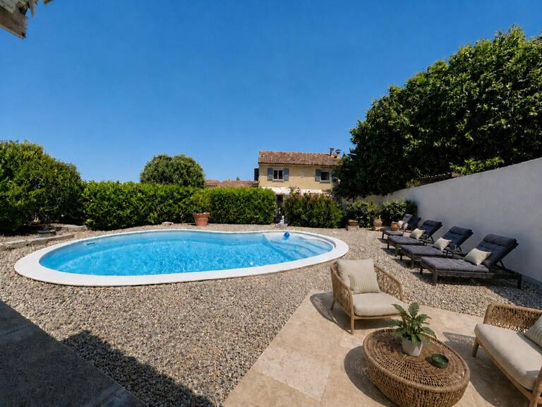 St Rémy de Provence - Mas à fort potentiel - 200 m²  avec dépendances, piscine, poolhouse, garage isolé — photo 1