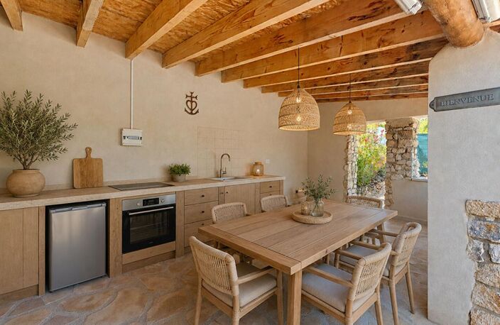 St Rémy de Provence - Mas à fort potentiel - 200 m²  avec dépendances, piscine, poolhouse, garage isolé — photo 4