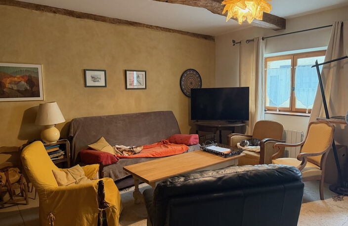 Maison de village avec jardin — photo 3