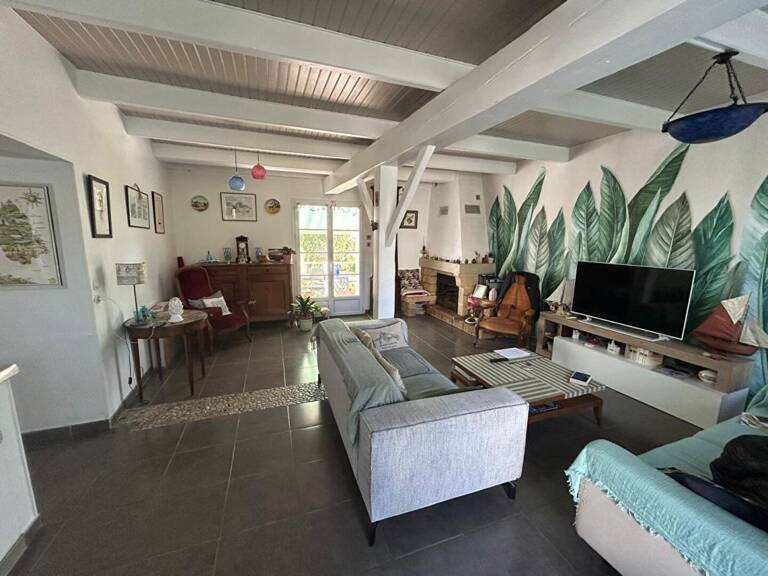 Maison Saint Nazaire Sur Charente 8 pièce(s) 162.50 m2 — photo 1