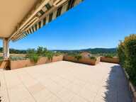 BORMES-LES-MIMOSAS - LE PIN - APPARTEMENT VUE MER AUX ALLURES DE VILLA — photo 2