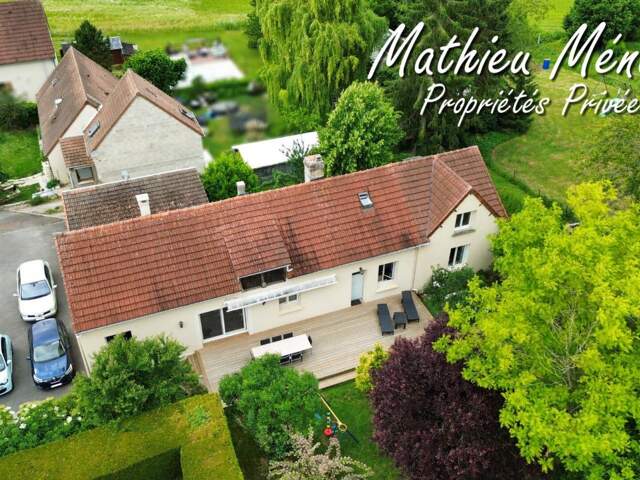 Maison de caractère de 140 m² avec vie de plain-pied, grand terrain et fort potentiel d'évolution — photo du bien