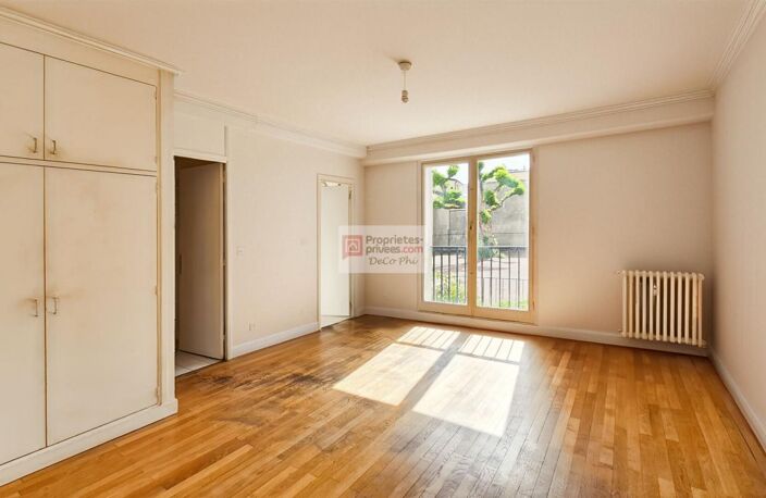Studio  28m2  calme  lumineux  parking  cave Versailles N.-D — photo 3
