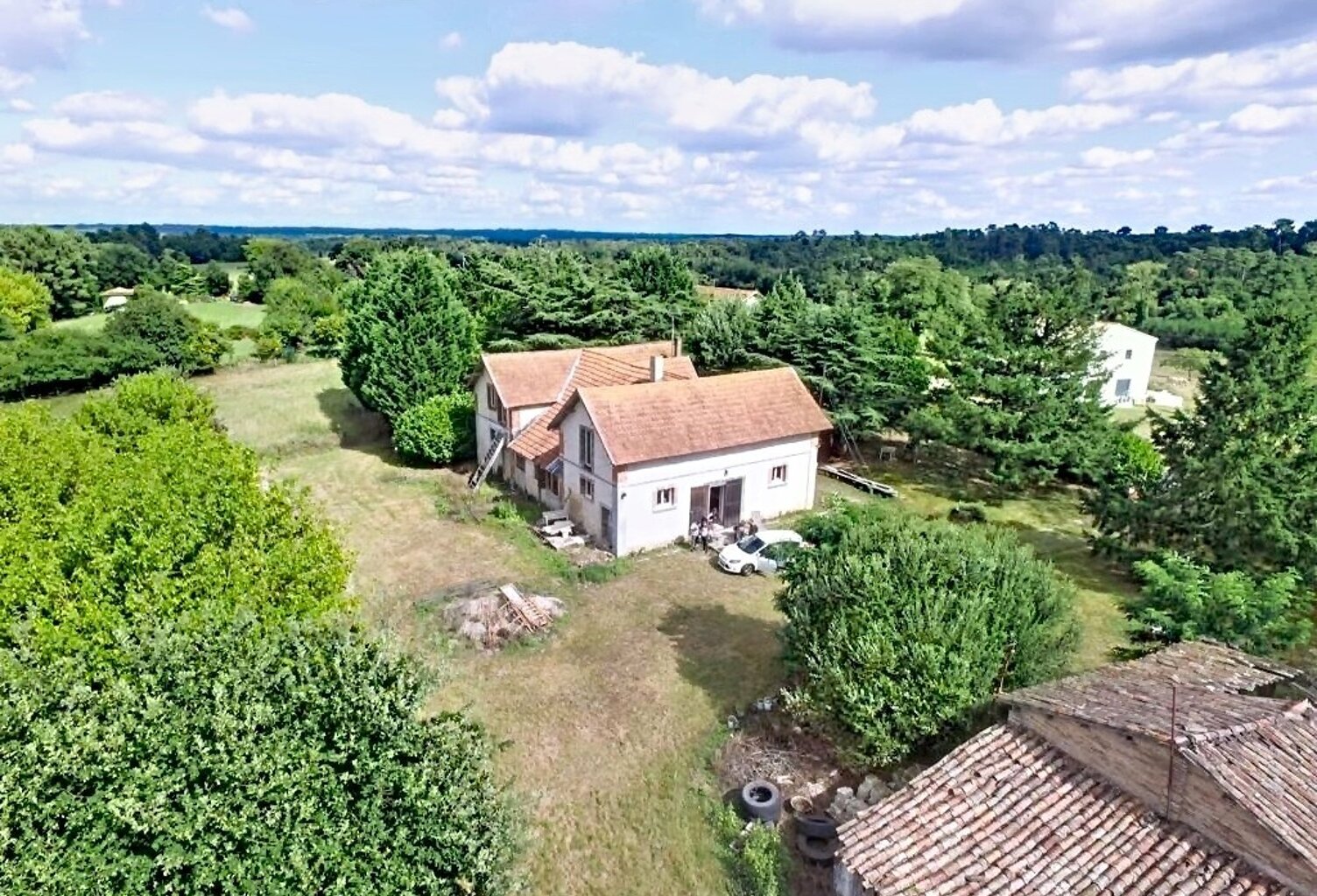 Maison de 140 m2  sur 5 Ha de terrain avec plan d'eau — photo 1