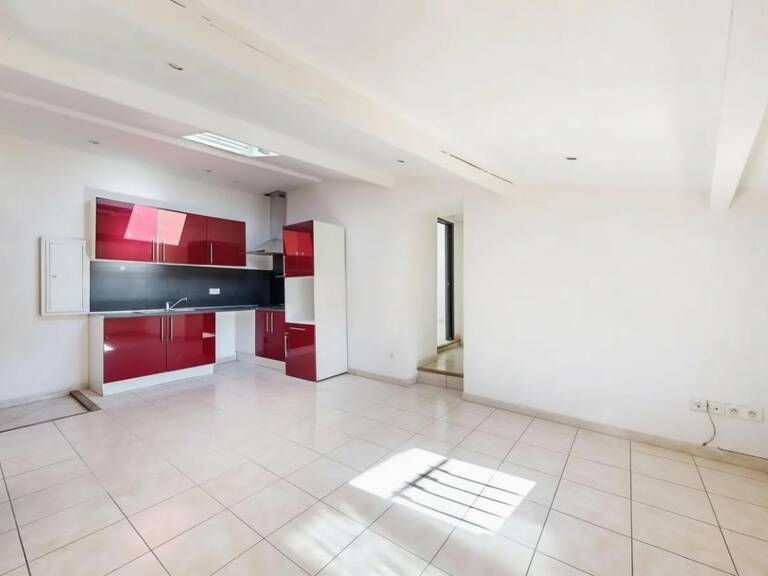 Appartement T3 sur Tourves — photo 1