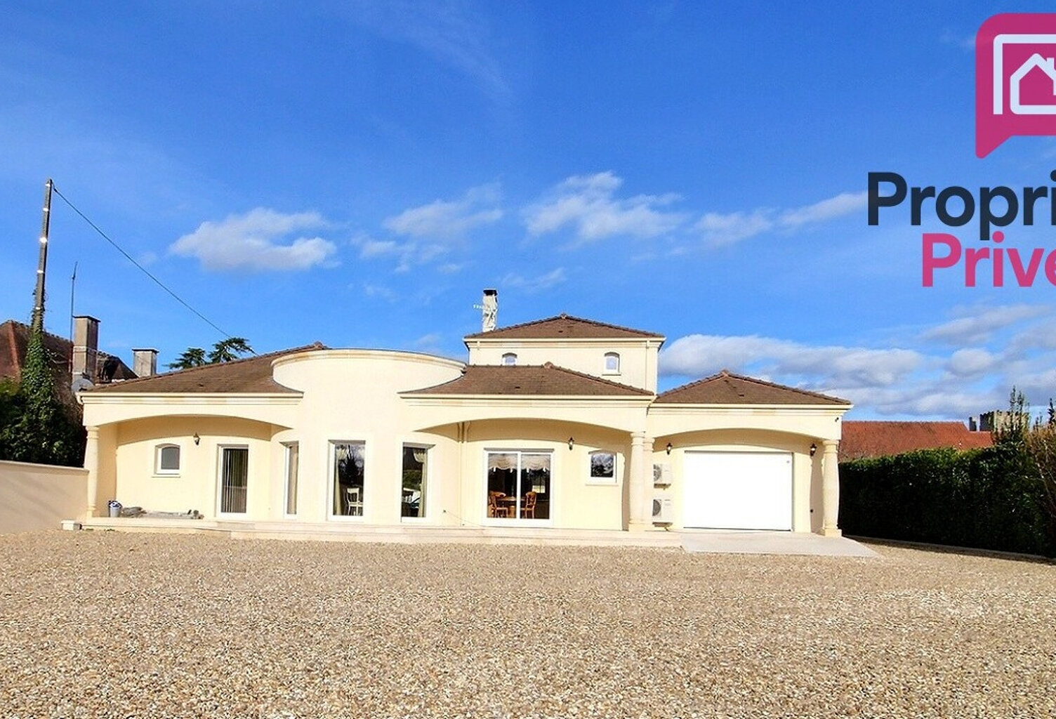 A 1h de Paris - A VENDRE ELEGANTE MAISON CONTEMPORAINE d'environ 195 m2, GARAGE, TERRAIN 1535 m2 — photo 1