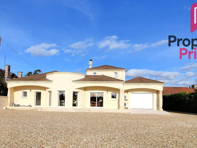 A 1h de Paris - A VENDRE ELEGANTE MAISON CONTEMPORAINE d'environ 195 m2, GARAGE, TERRAIN 1535 m2 — photo du bien
