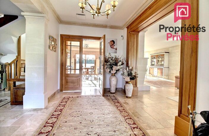 A 1h de Paris - A VENDRE ELEGANTE MAISON CONTEMPORAINE d'environ 195 m2, GARAGE, TERRAIN 1535 m2 — photo 2