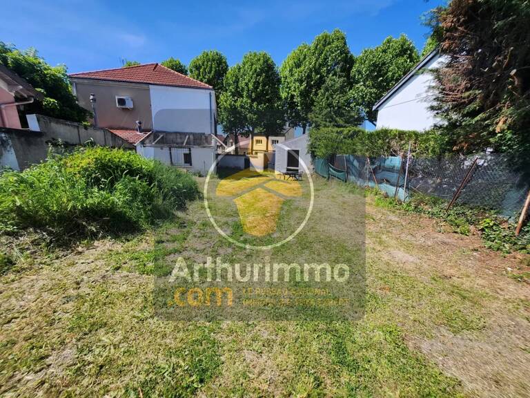 TERRAIN PLAT DE 230 M² A  5MN DE LA GARE — photo 1