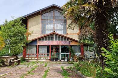 Local industriel  176800 €