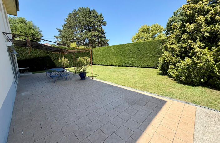 Saint Marcel - Villa de 135 m2 avec garage et jardin. — photo 3