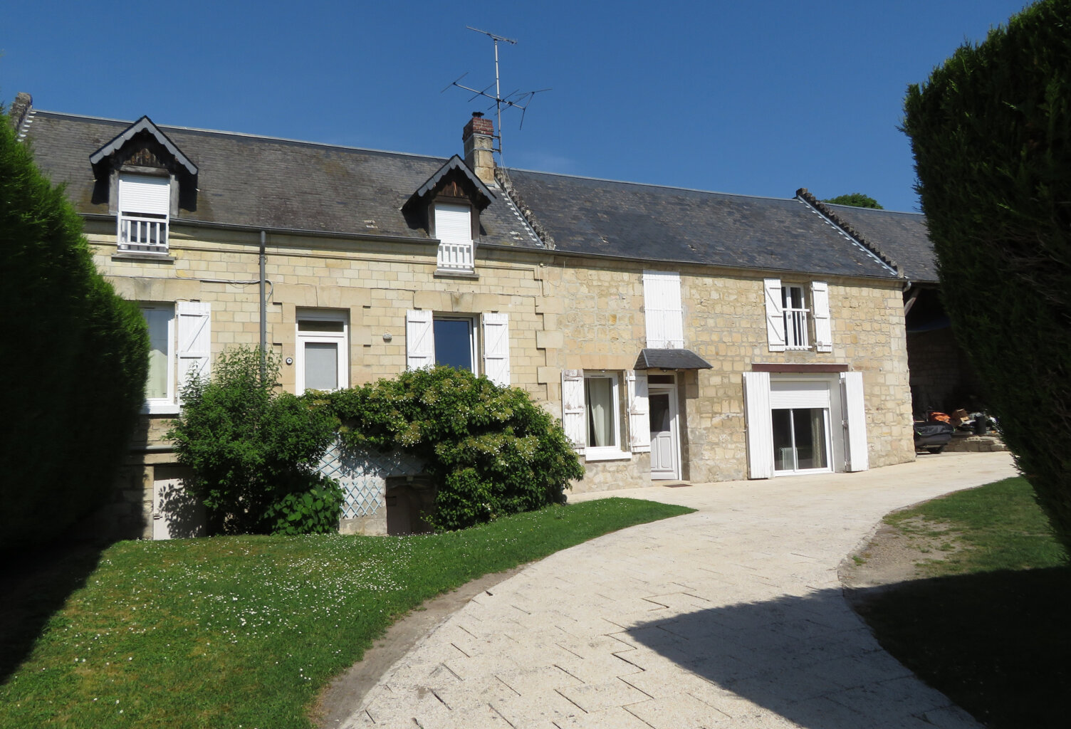 AUX PORTES DE SOISSONS — photo 1