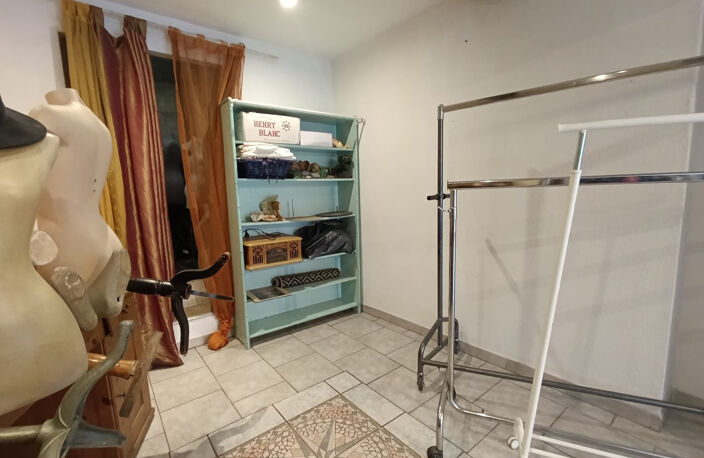 OPPORTUNITÉ RARE   CESSION DE DROIT AU BAIL   MARSEILLE ST L — photo 3
