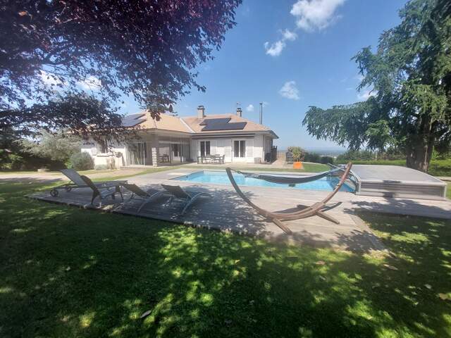 Maison 6 pièces 217 m² à Montbrison — photo du bien