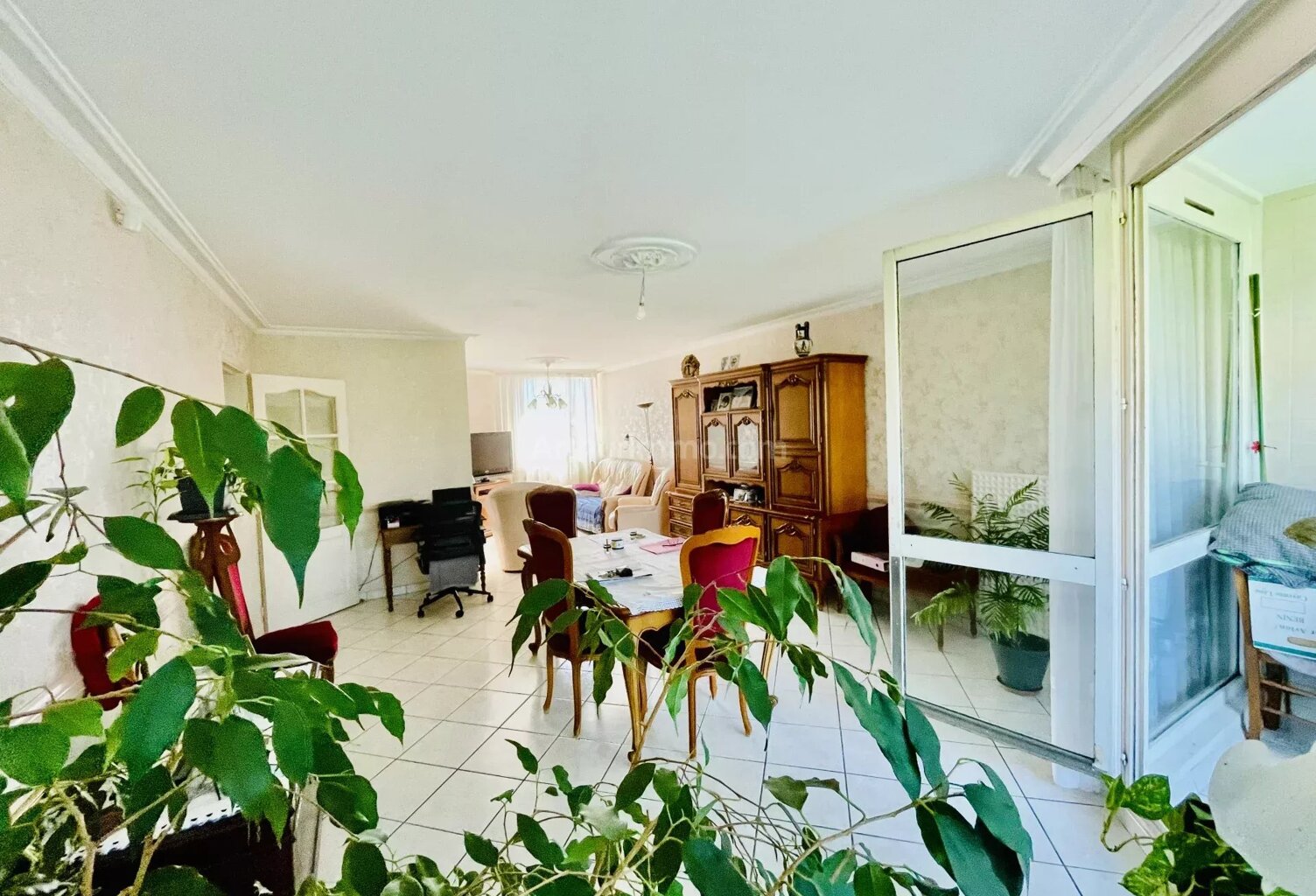 Grenoble - Appartement 4 pièces 84 m² - Terrasse - Parking privé — photo 1