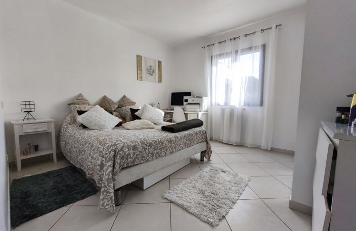 Vend villa T5 avec Garage et piscine — photo 5