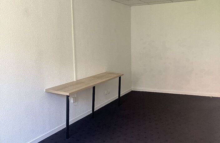 Bureau — photo 3