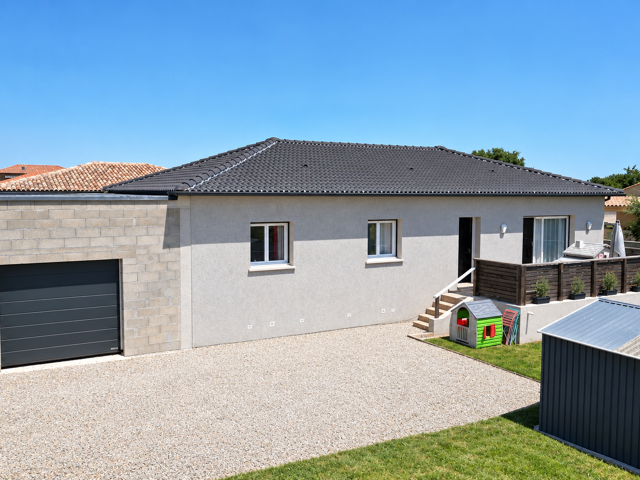 Villa 4 chambres + garage Secteur Ghisonaccia Centre — photo du bien
