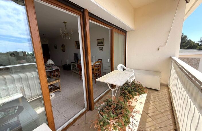 Vente appartement 1 pièce 35 m² La Ciotat (13600) — photo 2