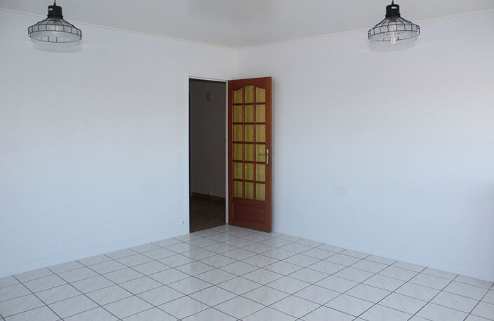 AUXERRE, Quartier Hôpital appartement F3 en très bon état — photo 2