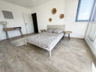 T4 109 M2 - TERRASSE 51M2 — photo 4