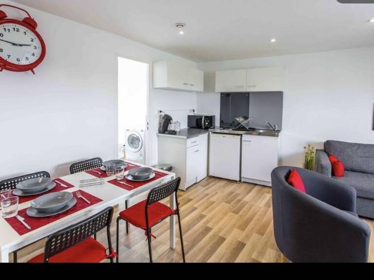 Immeuble  130 m² — photo 1