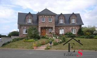 Maison 9 Pièces 220 m² à vendre à Villers-Bocage (80260)