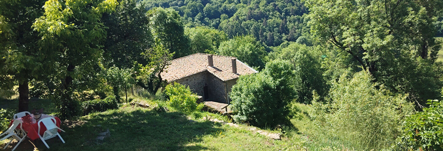 Maison 6 Pièces 104 m² à vendre à Saint-Julien-du-Gua (07190)