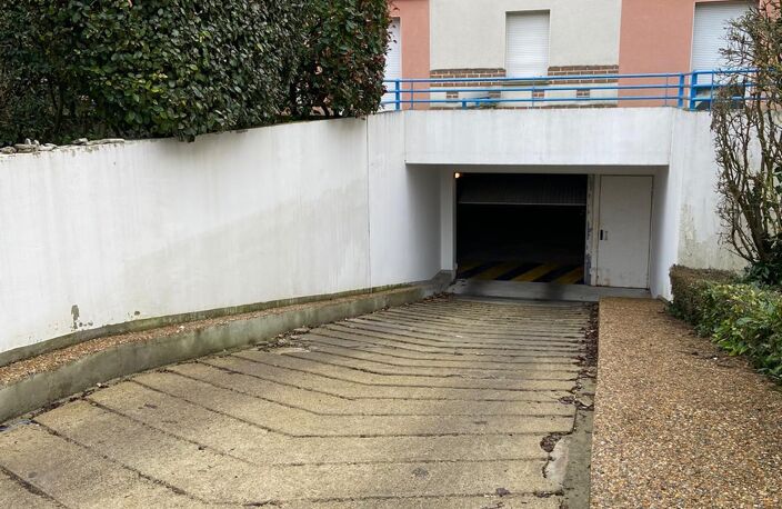 Location garage  10 m² à Amiens (80000) — photo 2