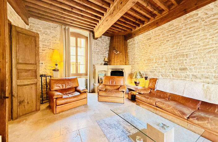 Maison de village de caractère   Charme absolu, cour excepti — photo 3