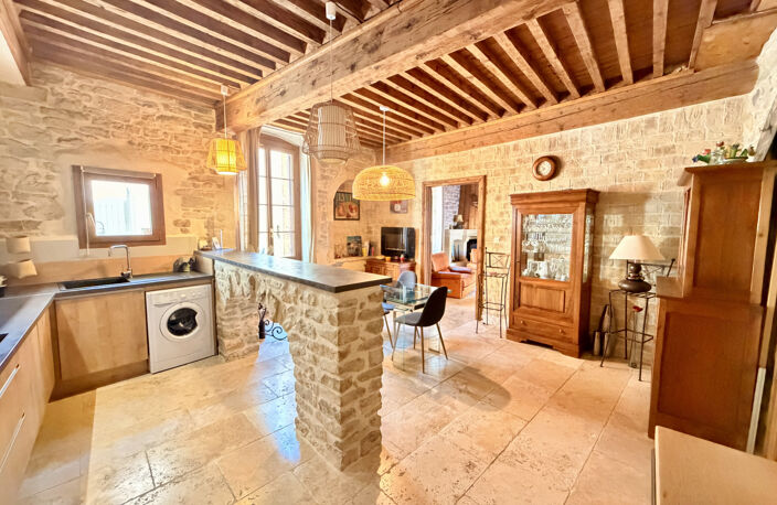 Maison de village de caractère   Charme absolu, cour excepti — photo 5