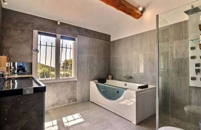 Vente maison 6 pièces 180 m² Ceyreste (13600) — photo 5