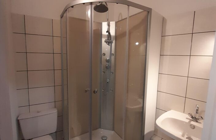 Vente appartement 2 pièces 27 m² Marseille 11 (13011) — photo 3