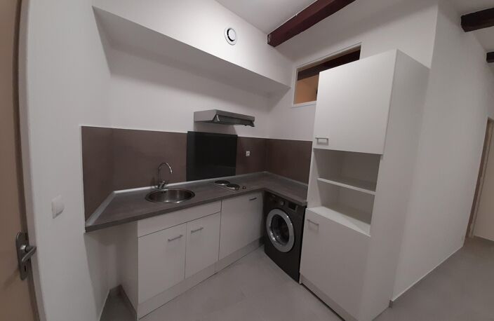 Vente appartement 2 pièces 27 m² Marseille 11 (13011) — photo 4