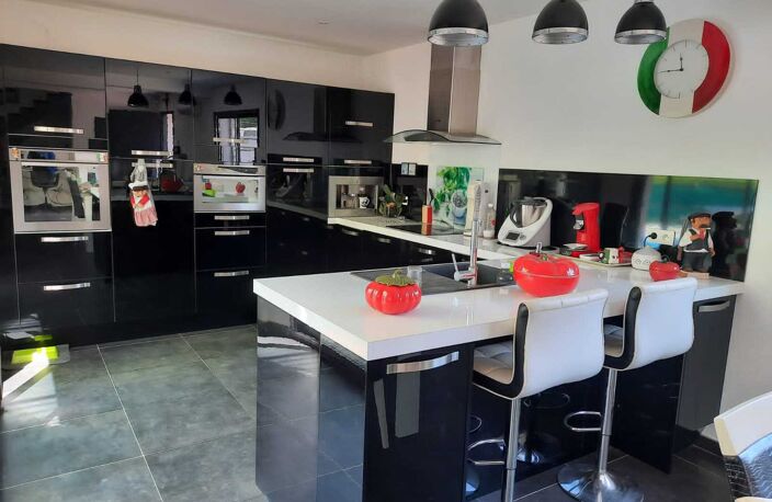 Vente maison 4 pièces 120 m² La Ciotat (13600) — photo 4