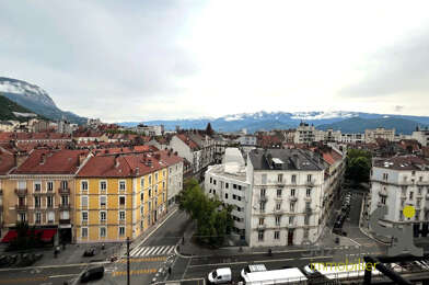 Appartement 2 pièces 655 €