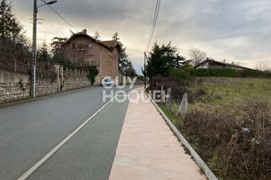 Terrain  76500 €
