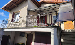 Maison 9 Pièces 107 m² à vendre à Sainte-Agathe-la-Bouteresse (42130)