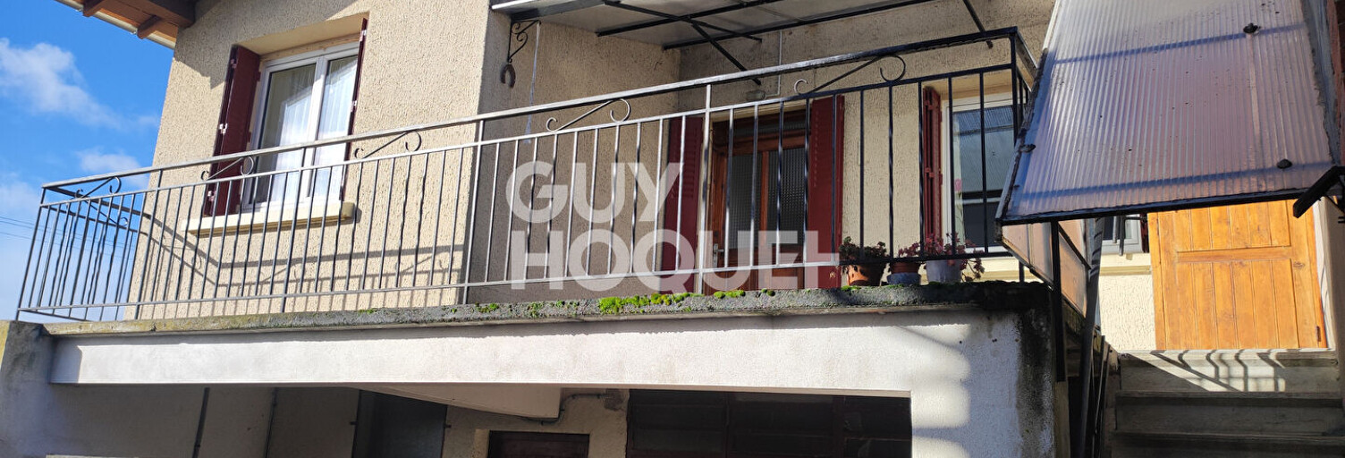Maison 9 Pièces 107 m² à vendre à Sainte-Agathe-la-Bouteresse (42130)
