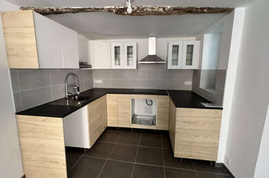 Appartement 4 pièces 1050 €