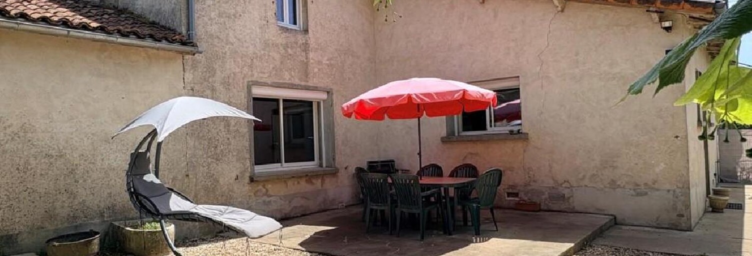 Maison 5 Pièces 106 m² à vendre à Nanteuil-en-Vallée (16700)