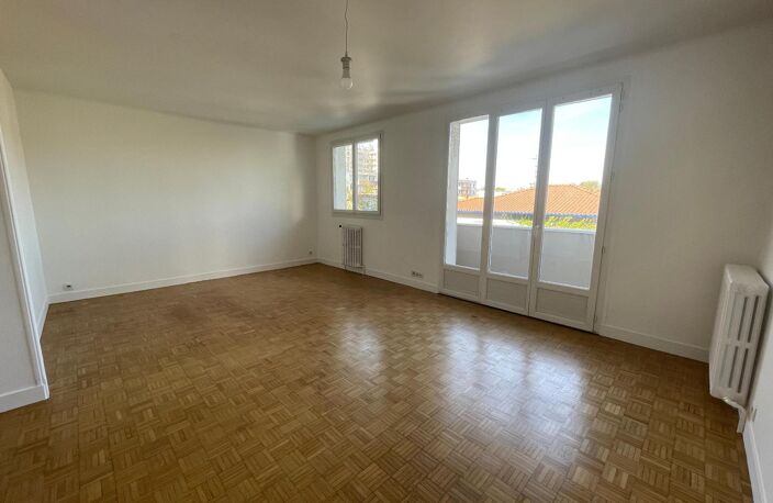 Location appartement 3 pièces 63 m² à Toulouse (31400) — photo 2