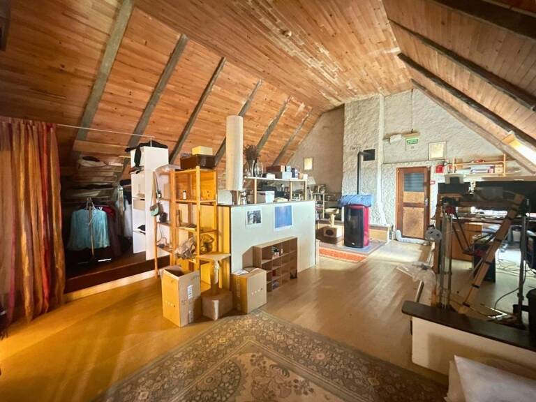 Maison atypique en pierre de 135m² — photo 1